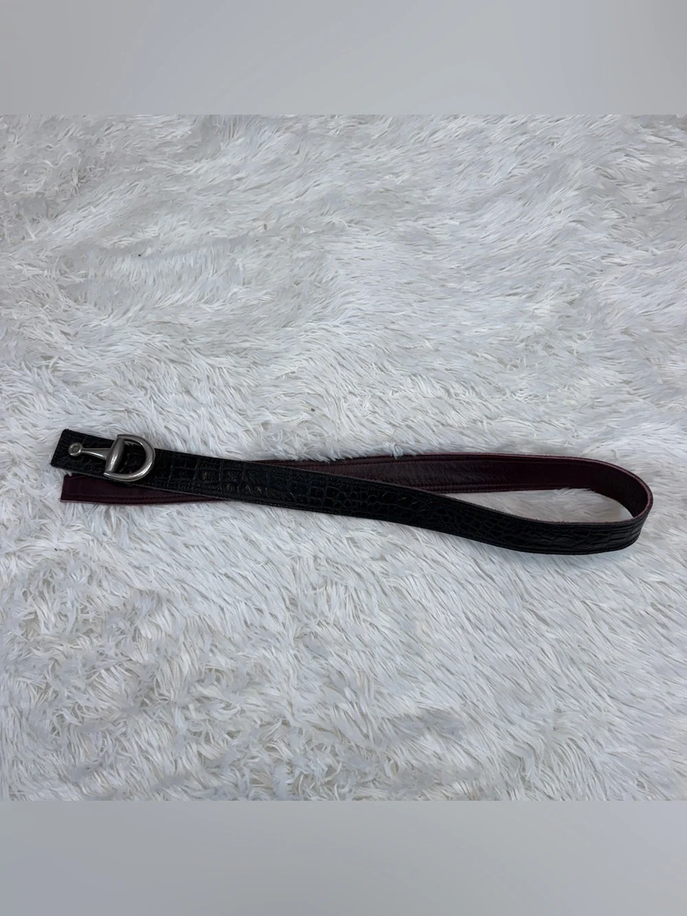 42” Black/Brown Leather Reversible English Horseback Riding Belt. Good Condition